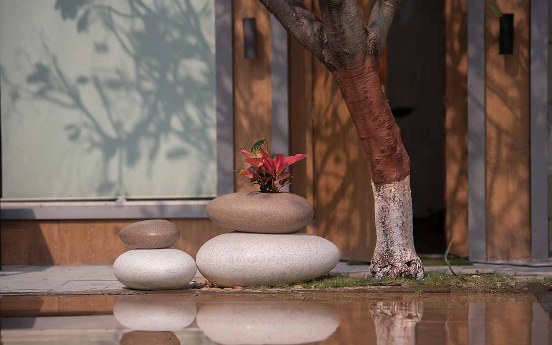 Tokyo Short Illuminated Round Planter front